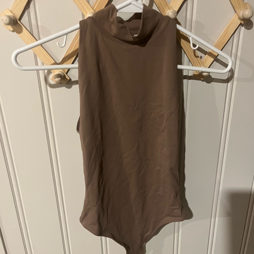 Babaton contour bodysuit